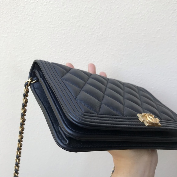 SOLD Chanel boy wallet on chain - Picture 4 of 8